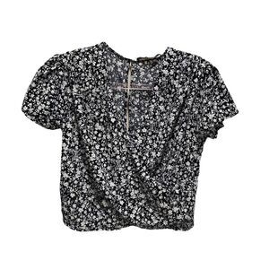 HYFVE Black/Ivory Floral Faux Wrap Button Up Back Short Sleeve Blouse Sz‎ L Crop